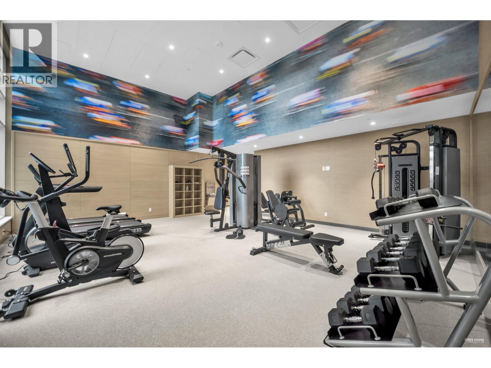 401 755 HARBOURSIDE DRIVE, North Vancouver