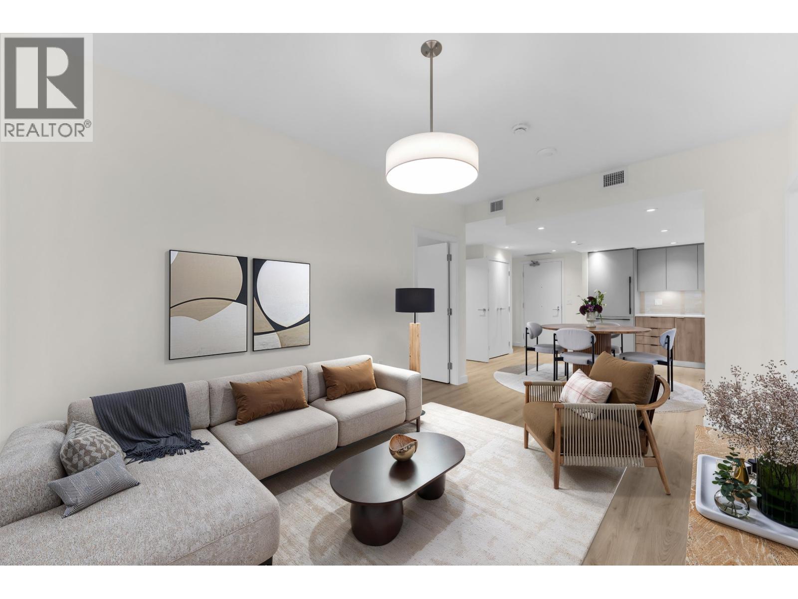 401 755 HARBOURSIDE DRIVE, North Vancouver