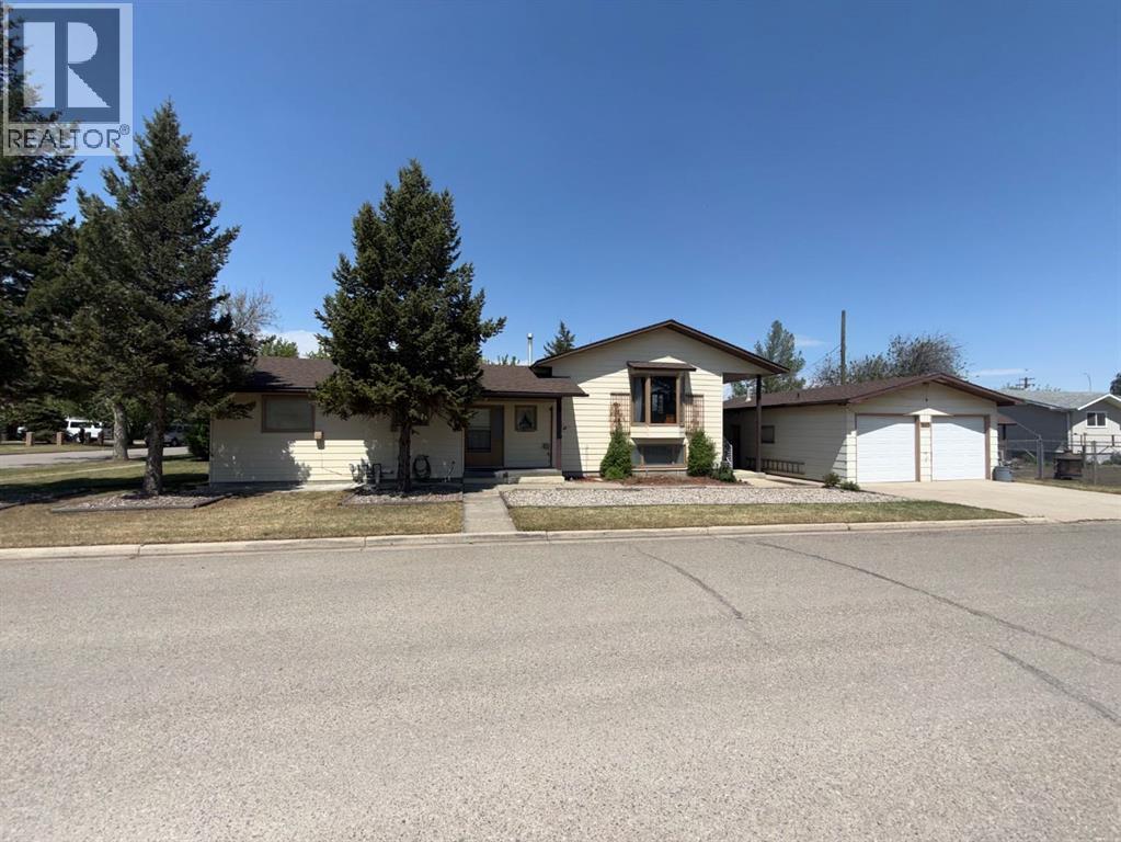 5304 2 Street W - photo 2