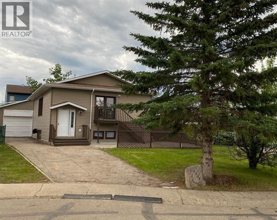 3209 45 Avenue — photo 23