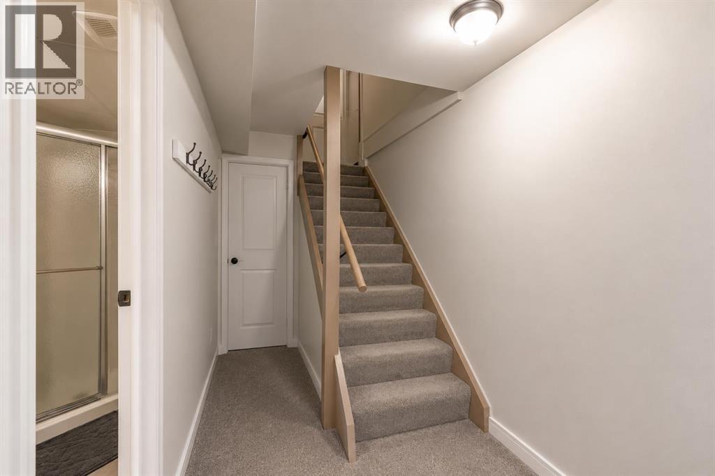 1930 16 Avenue SE - 5