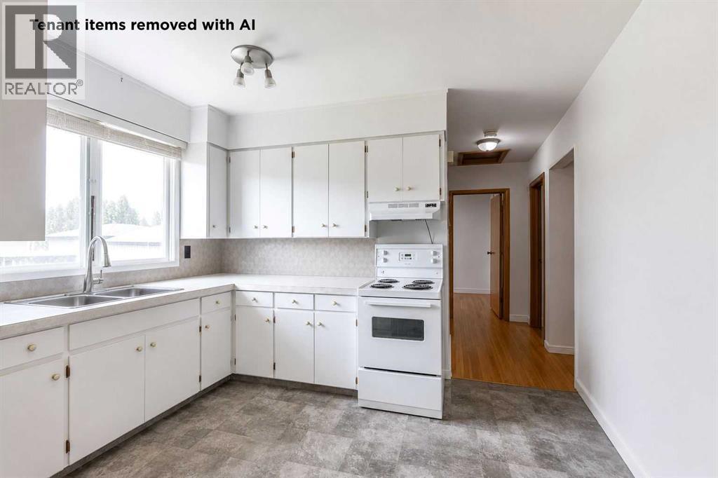 1930 16 Avenue SE - 4