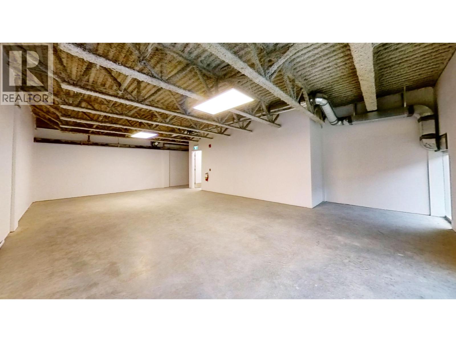 UPPER A 118 4899 VANGUARD ROAD, Richmond — photo 2