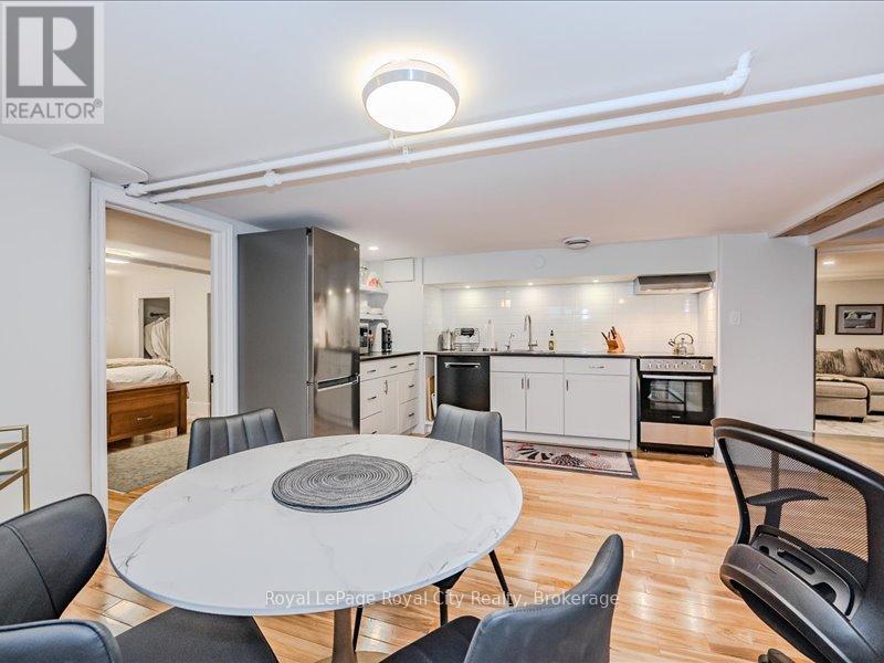 80 LONDON ROAD W - 43