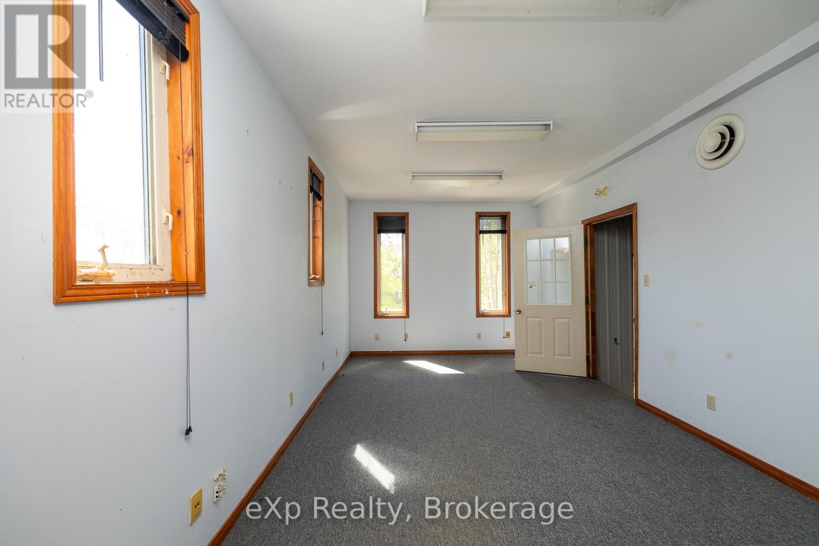 117 EAST ROAD - 13