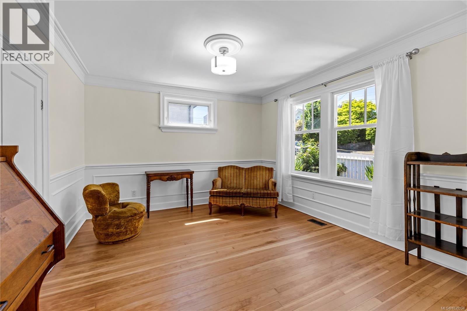 292 Machleary St - 15