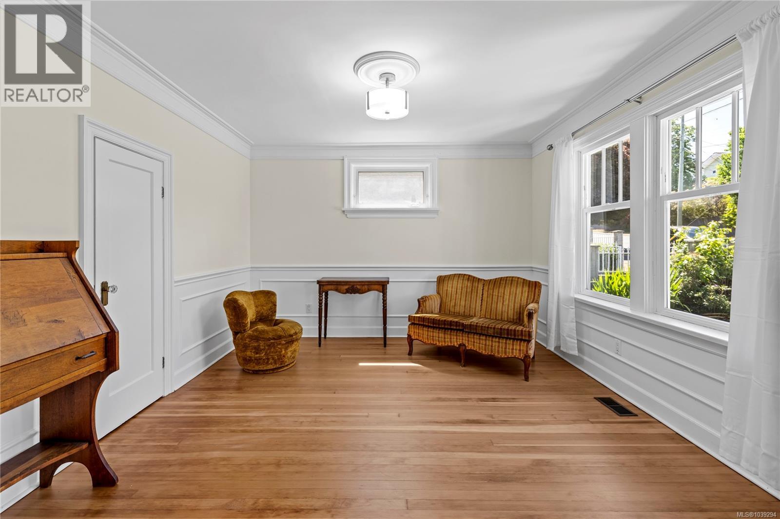 292 Machleary St - 16