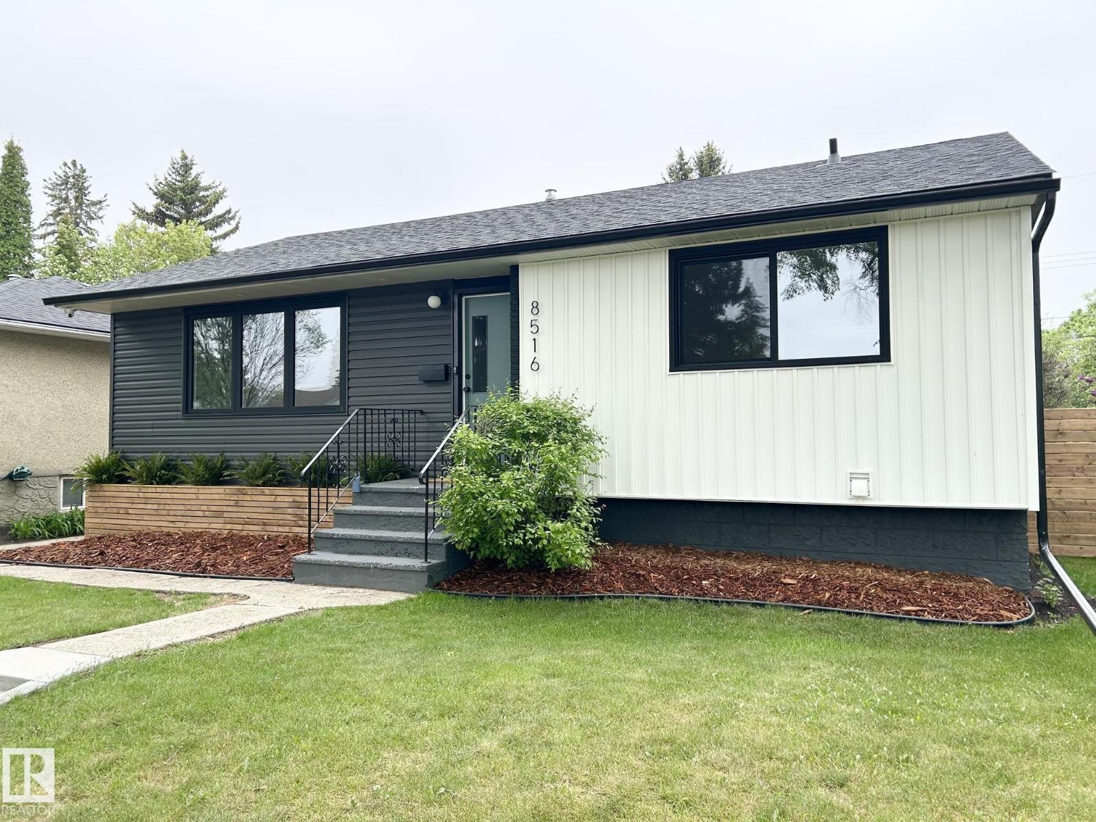 8516 64 AV NW - 1