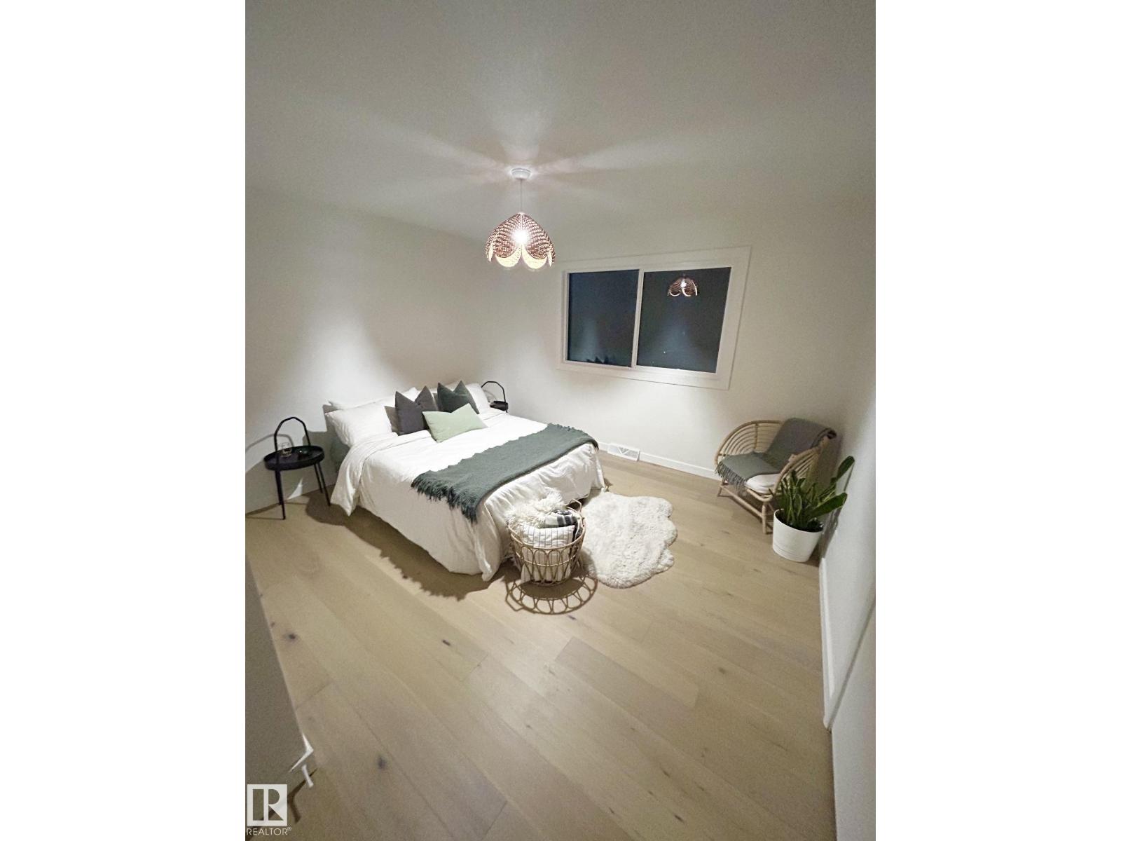 8516 64 AV NW - 48
