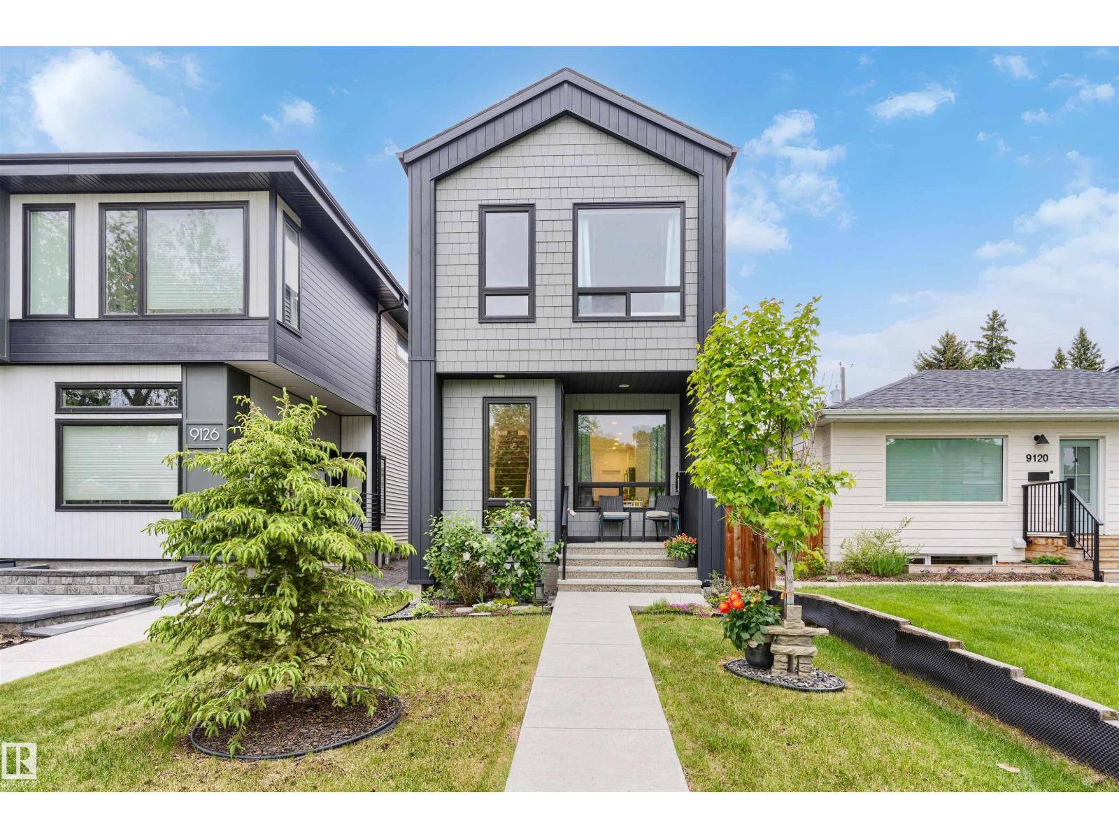 9124 73 AV NW - 1