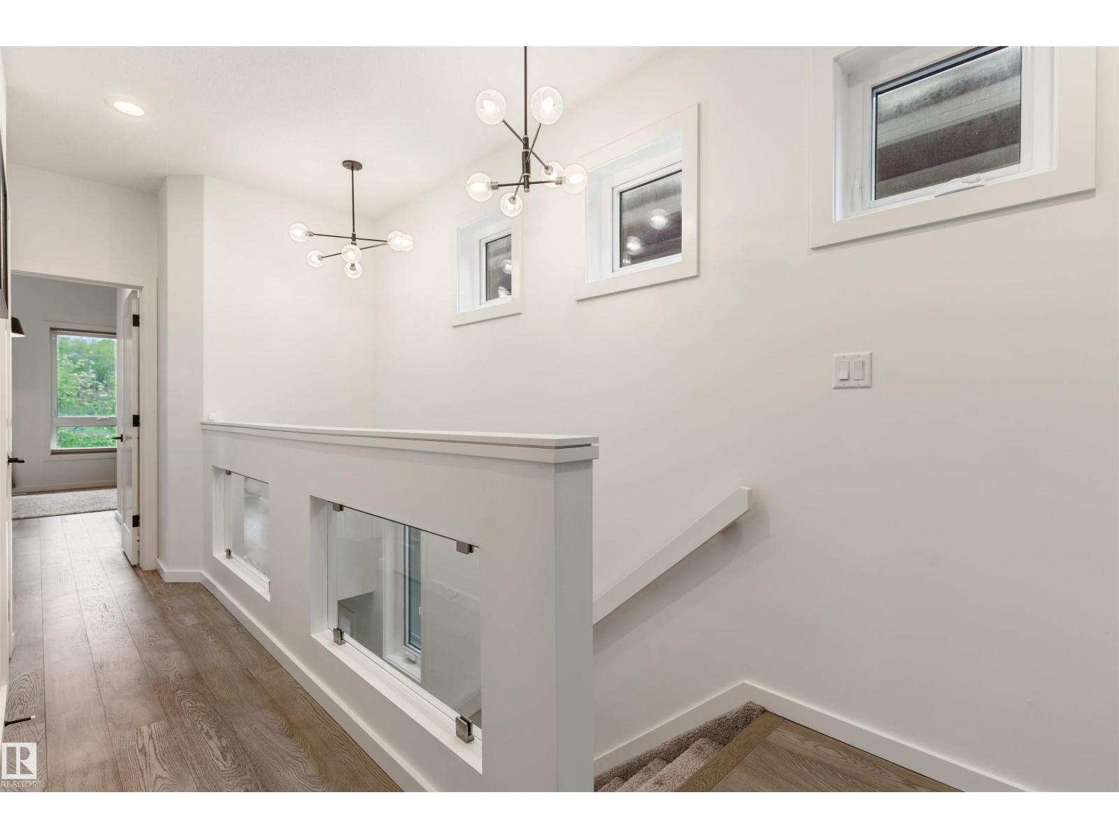 9124 73 AV NW - 18