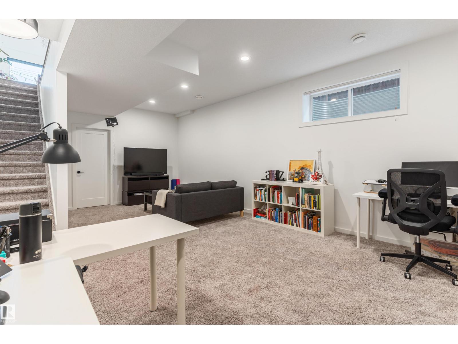 9124 73 AV NW - 33