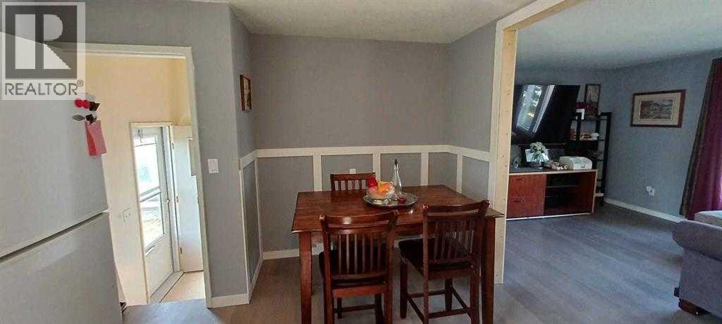 4710 Imperial Avenue - 21