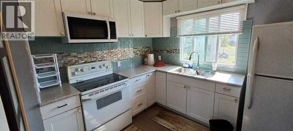 4710 Imperial Avenue - 19