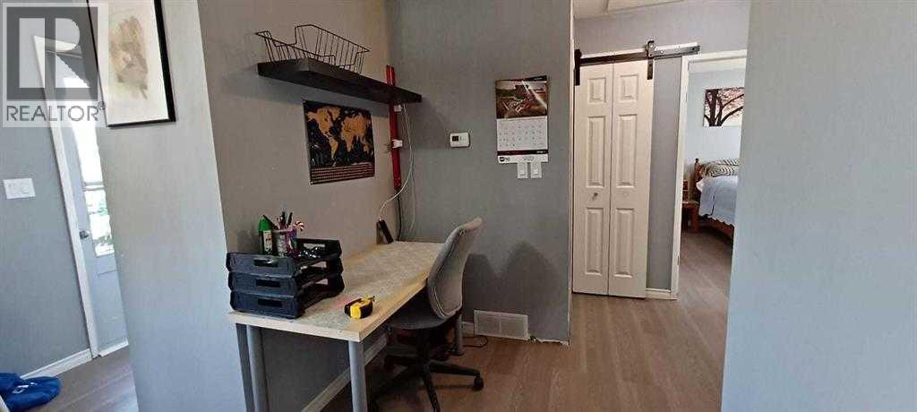 4710 Imperial Avenue - 23