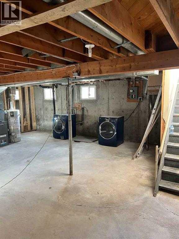 4710 Imperial Avenue - 31