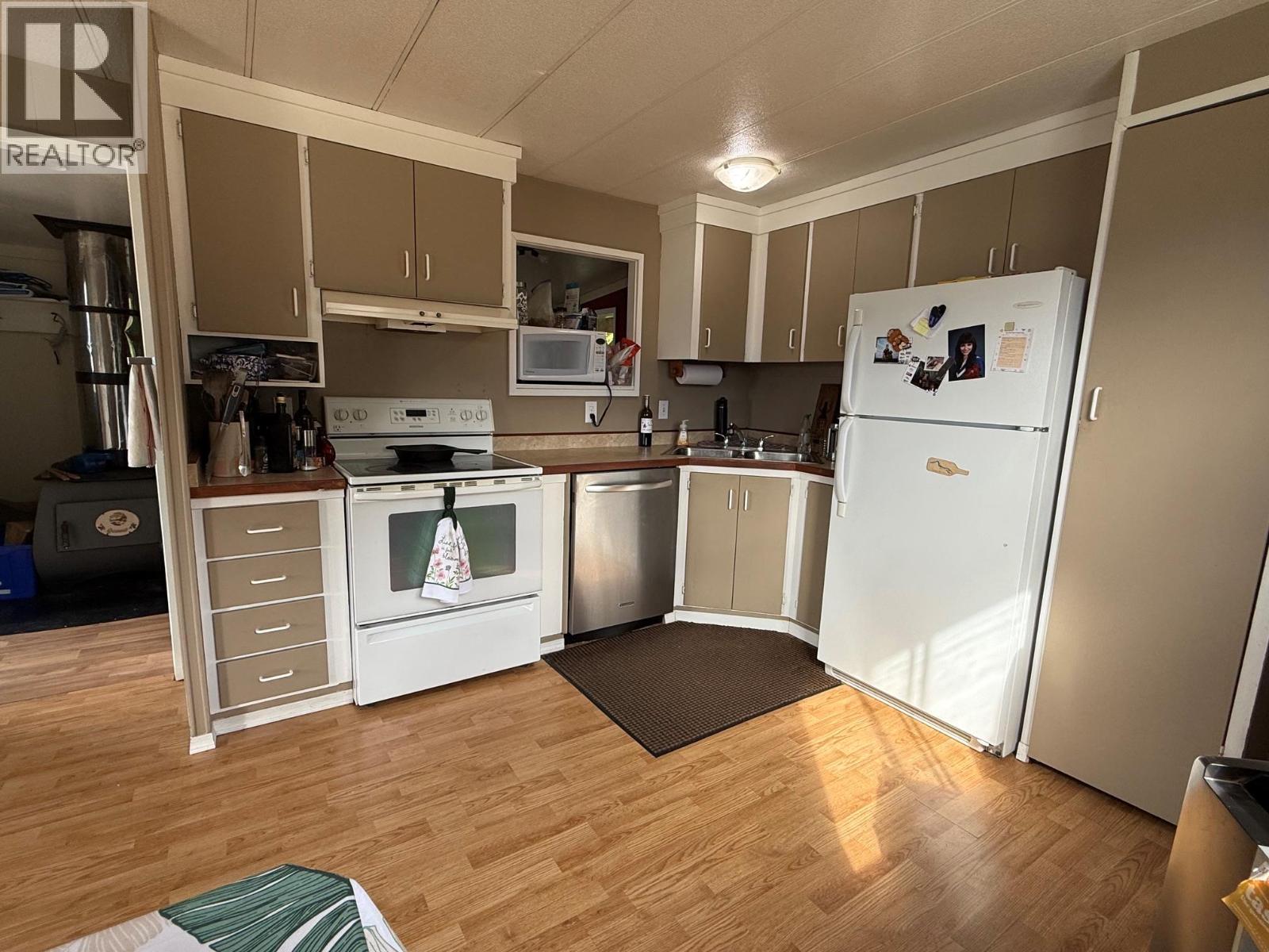 825 Mission Road - 14