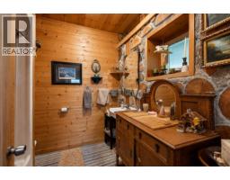 2534 Green Mountain Road, Penticton, BC V2A0E6 Photo 47