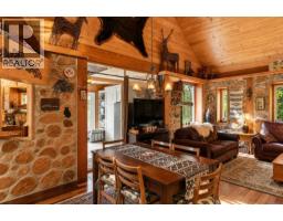 2534 Green Mountain Road, Penticton, BC V2A0E6 Photo 15