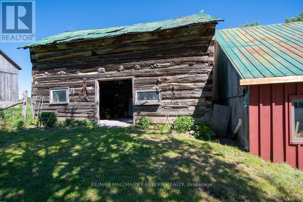 2279 PIGEON LAKE ROAD - 29
