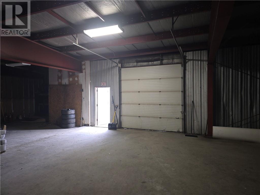 1038B Elisabella Street Unit# 5, Sudbury — photo 2