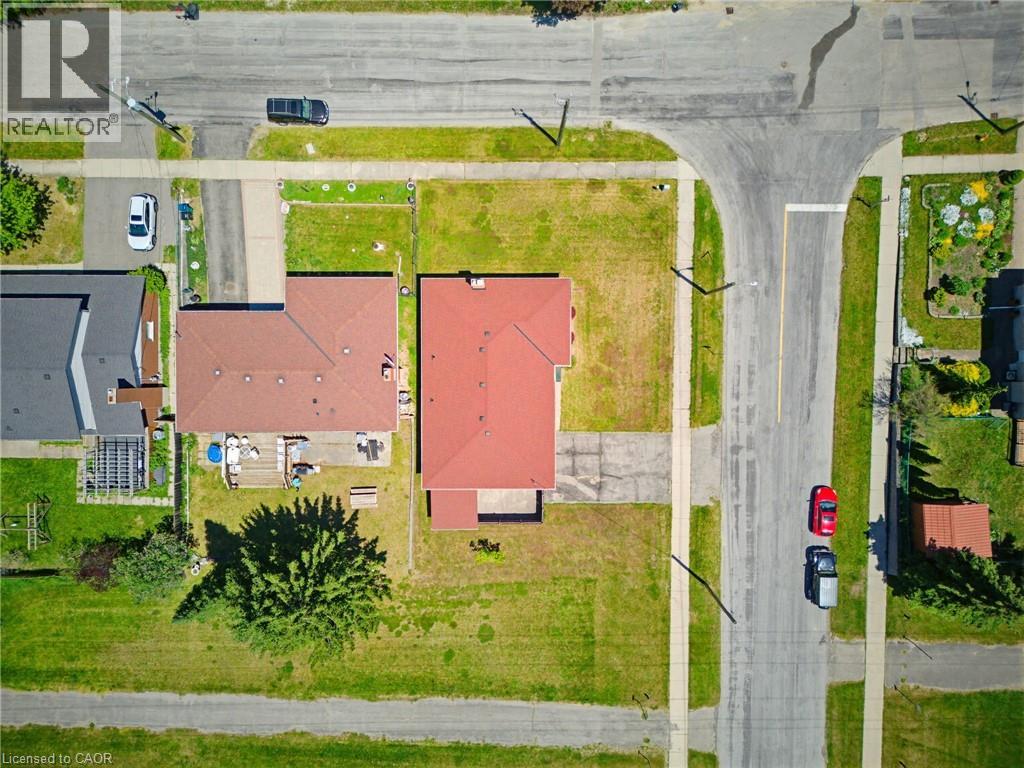 34 VOLTA Avenue - 28