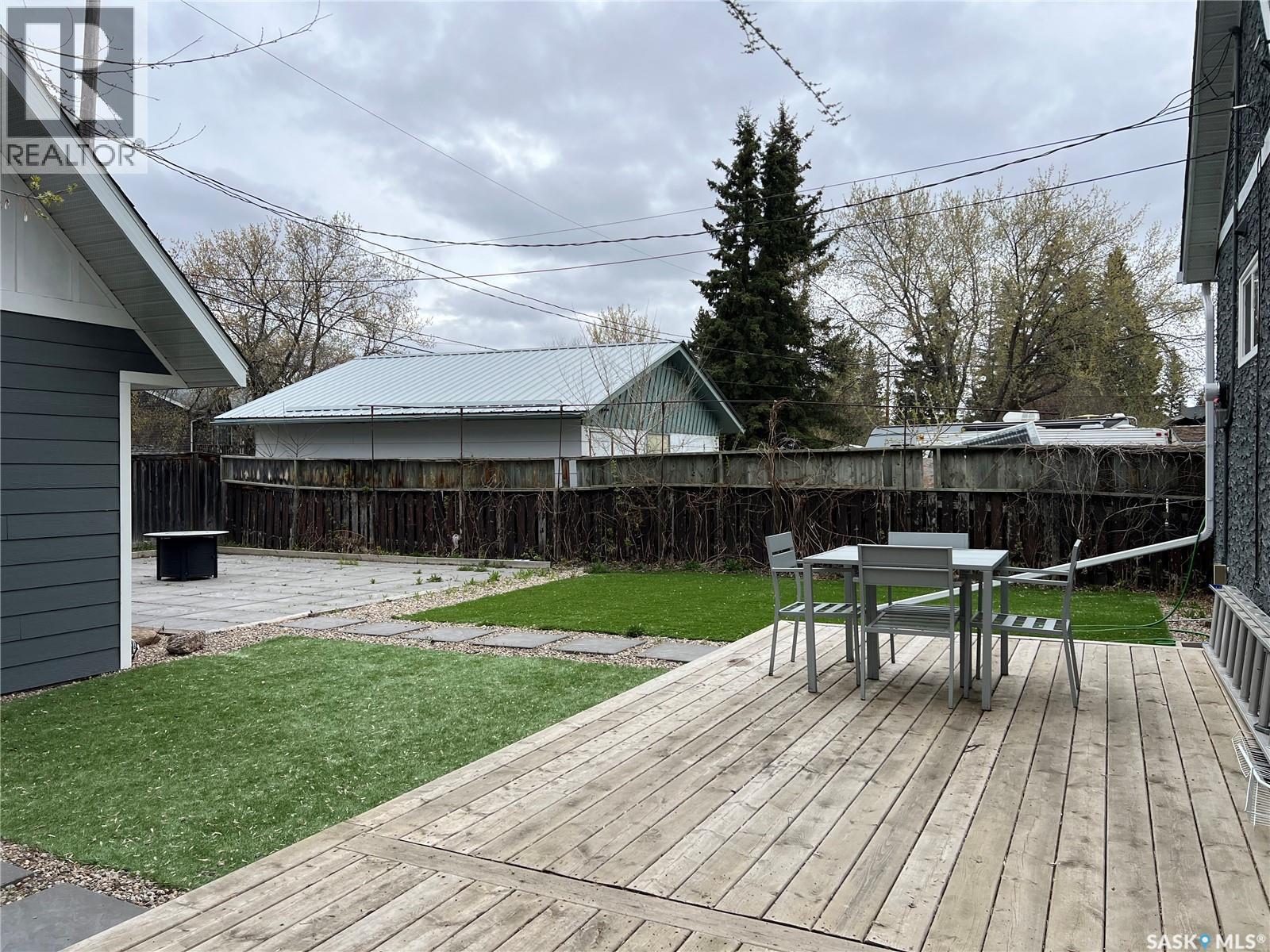 415 3rd STREET W - 27