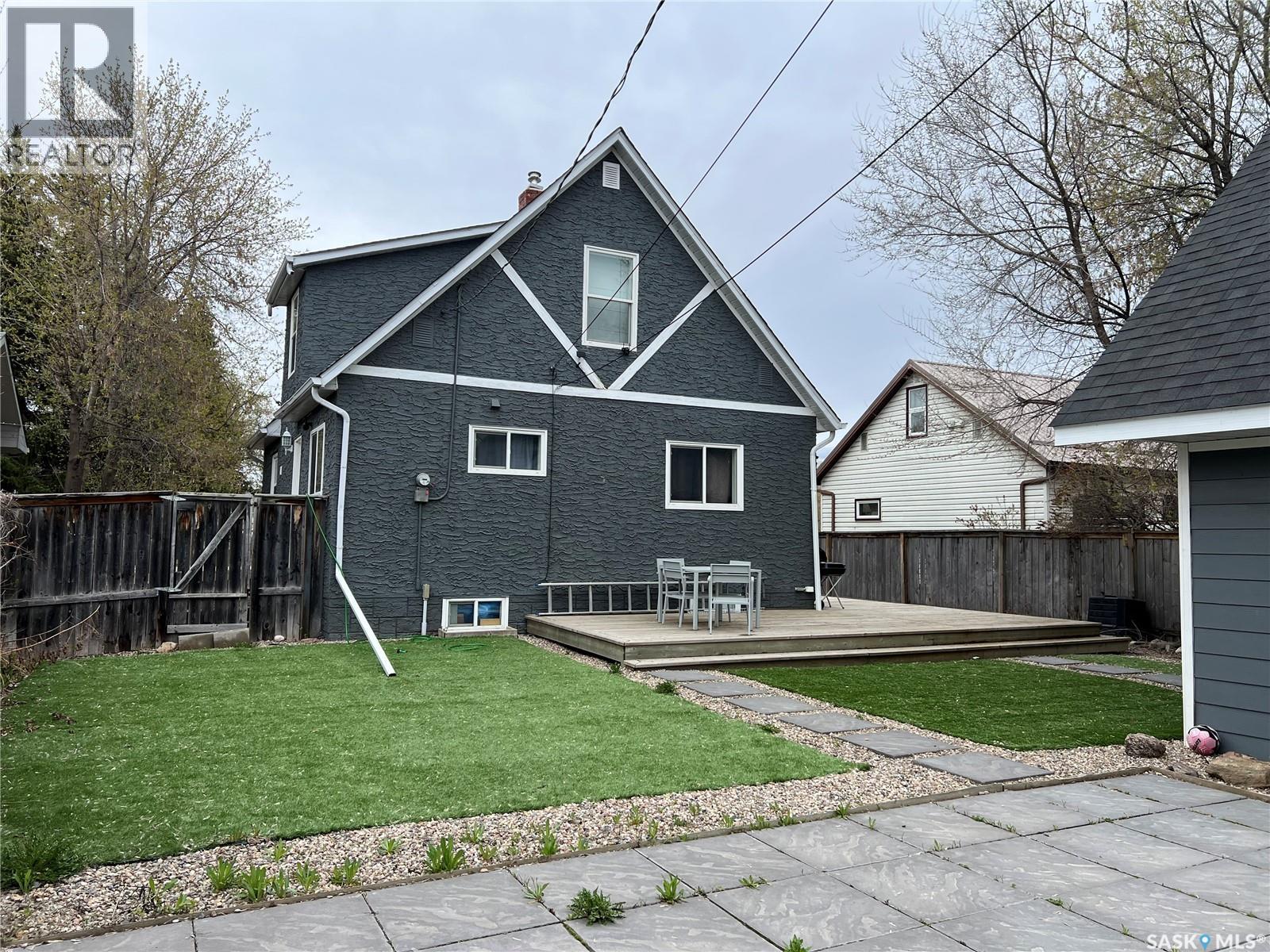415 3rd STREET W - 23
