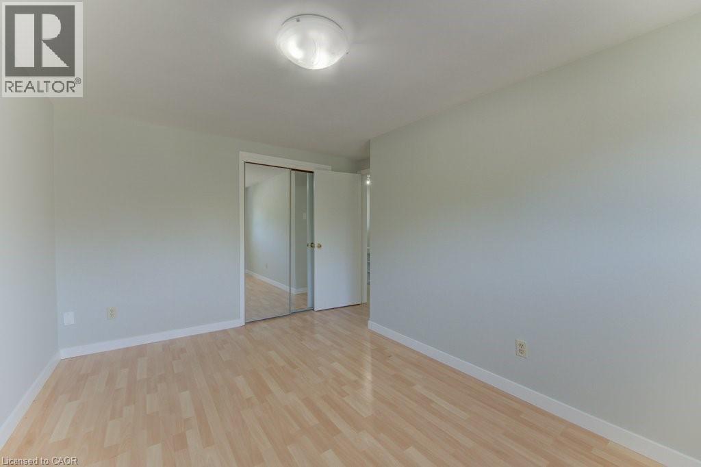 478 N WELLINGTON Street N - 20