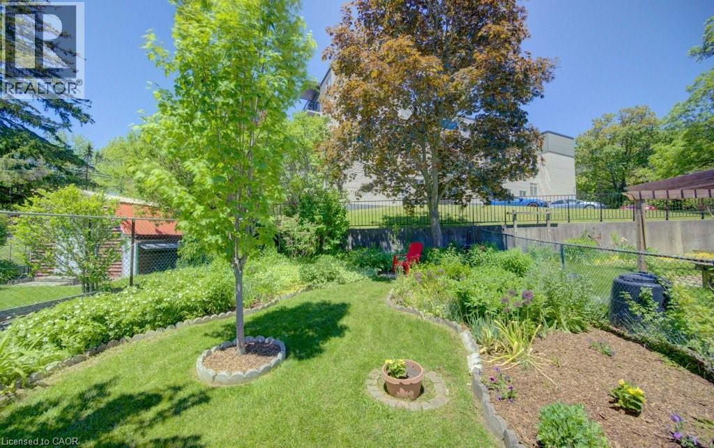 478 N WELLINGTON Street N - 37