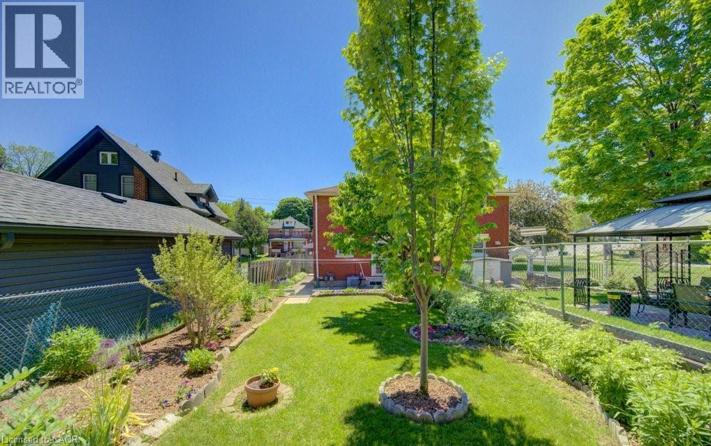 478 N WELLINGTON Street N - 38