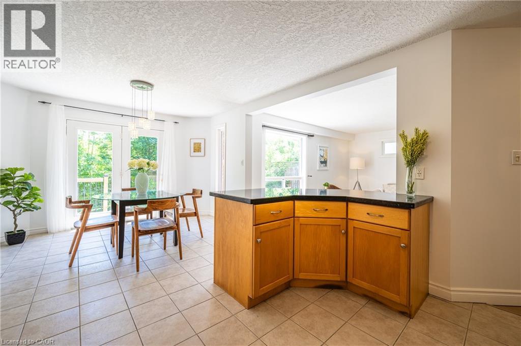 743 BUTTERNUT Avenue - 25