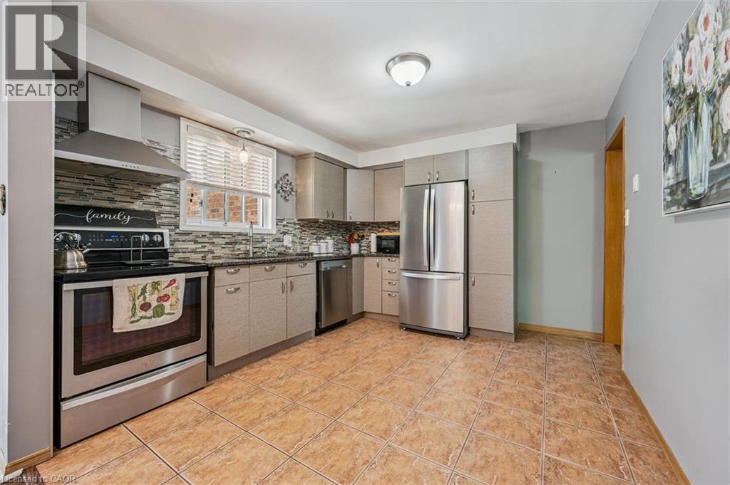 24 DEVONGLEN Court - 14