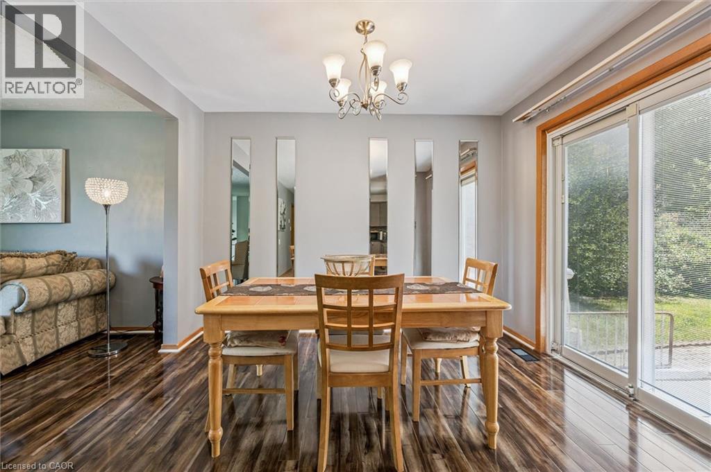 24 DEVONGLEN Court - 10
