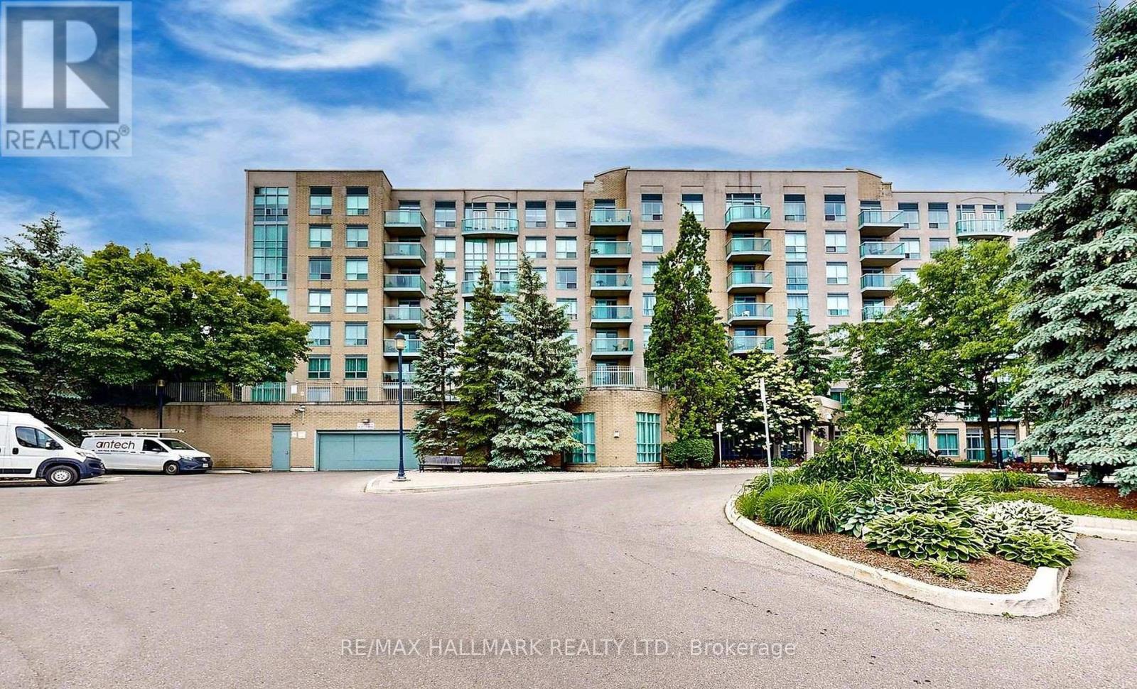 #215 3 ELLESMERE STREET - 1