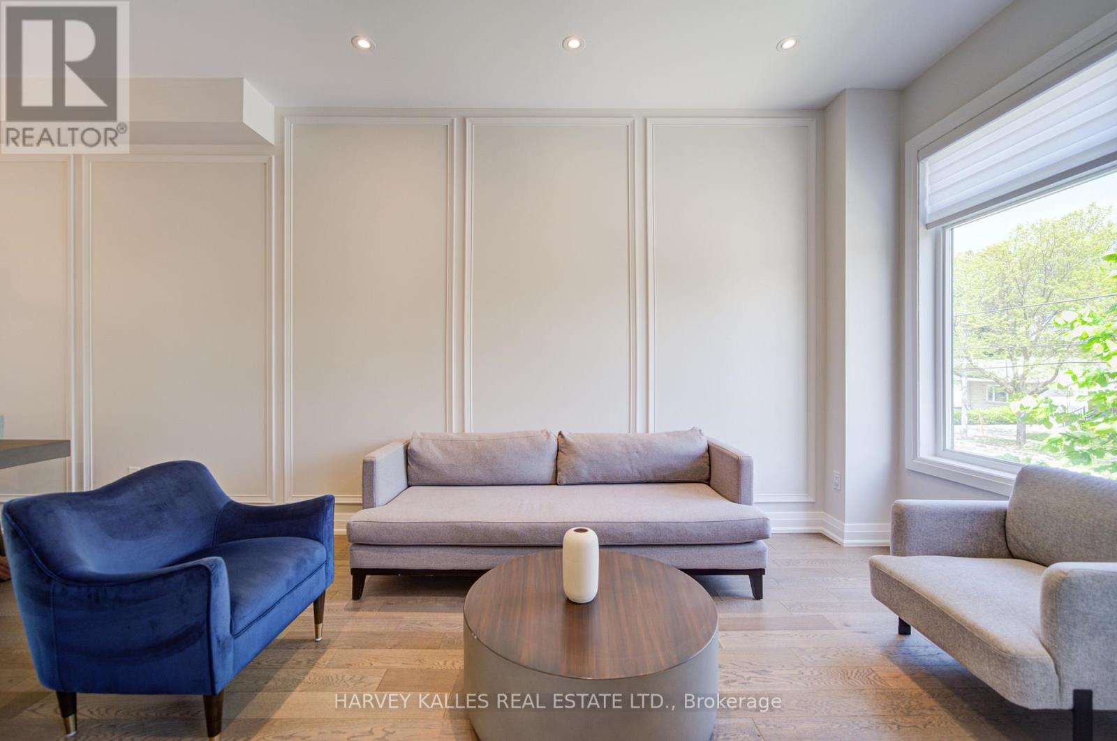 1130A ISLINGTON AVENUE - 16