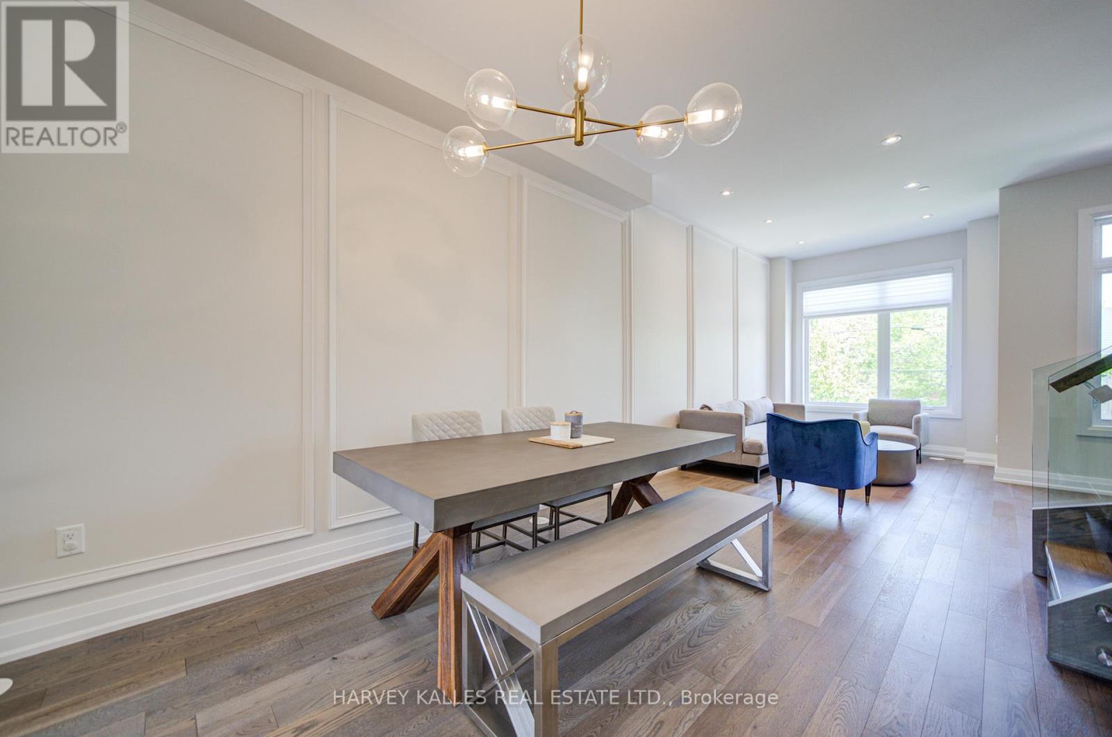 1130A ISLINGTON AVENUE - 18