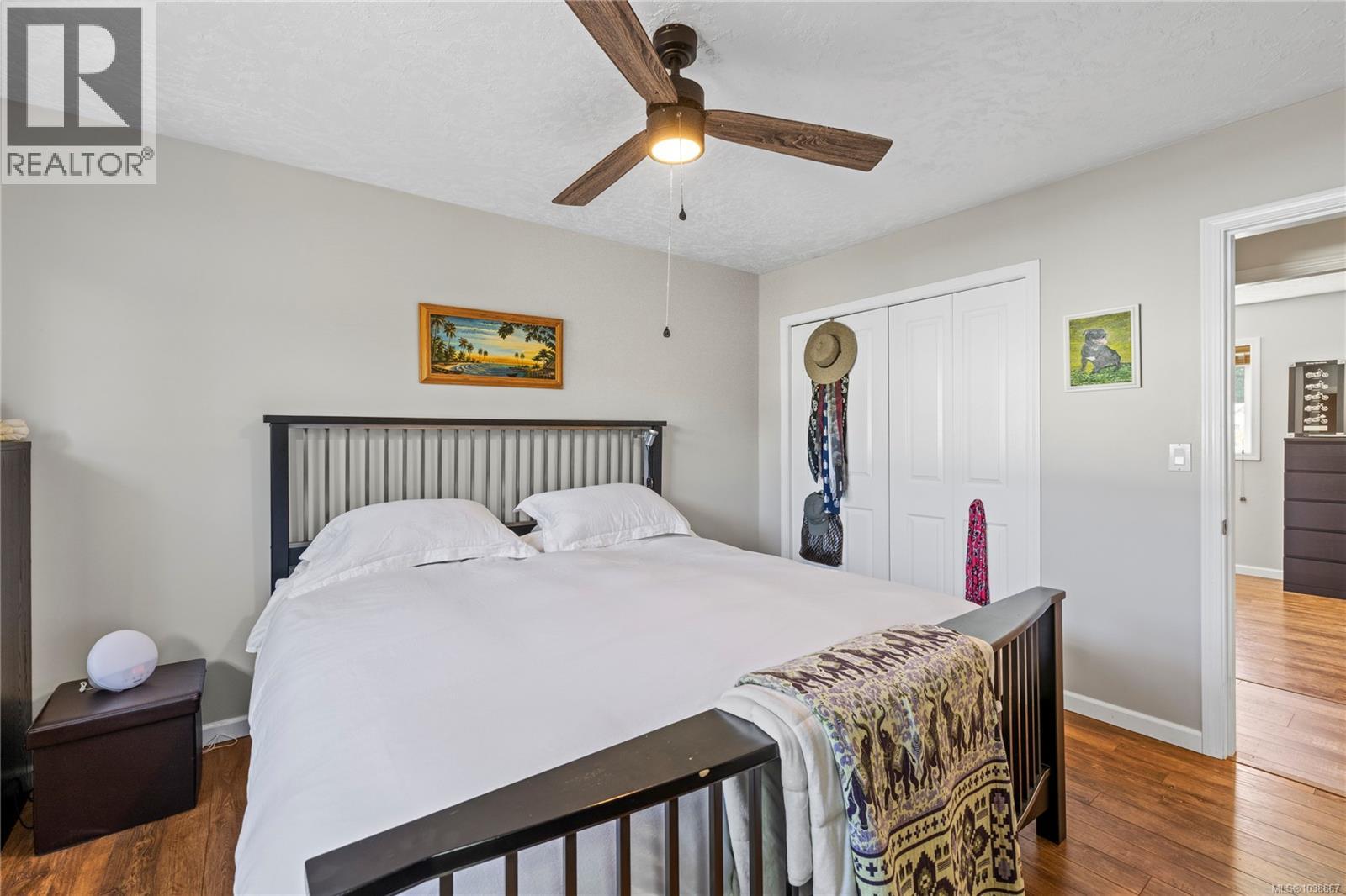 787 Barclay Cres - 29