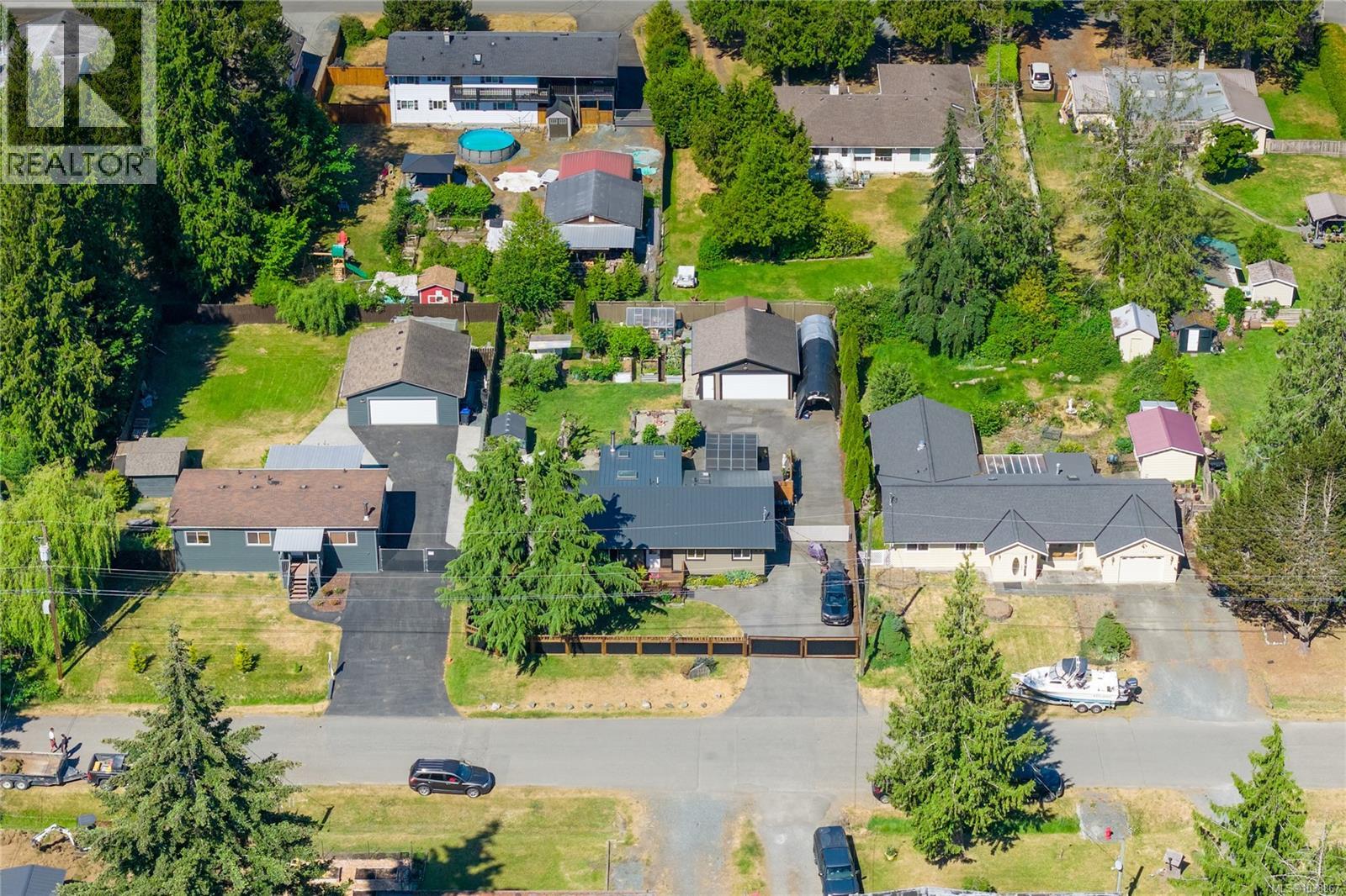 787 Barclay Cres - 82