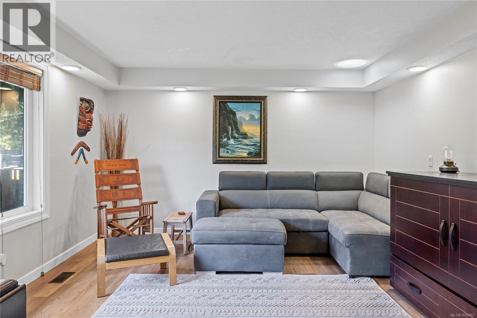 787 Barclay Cres - 18