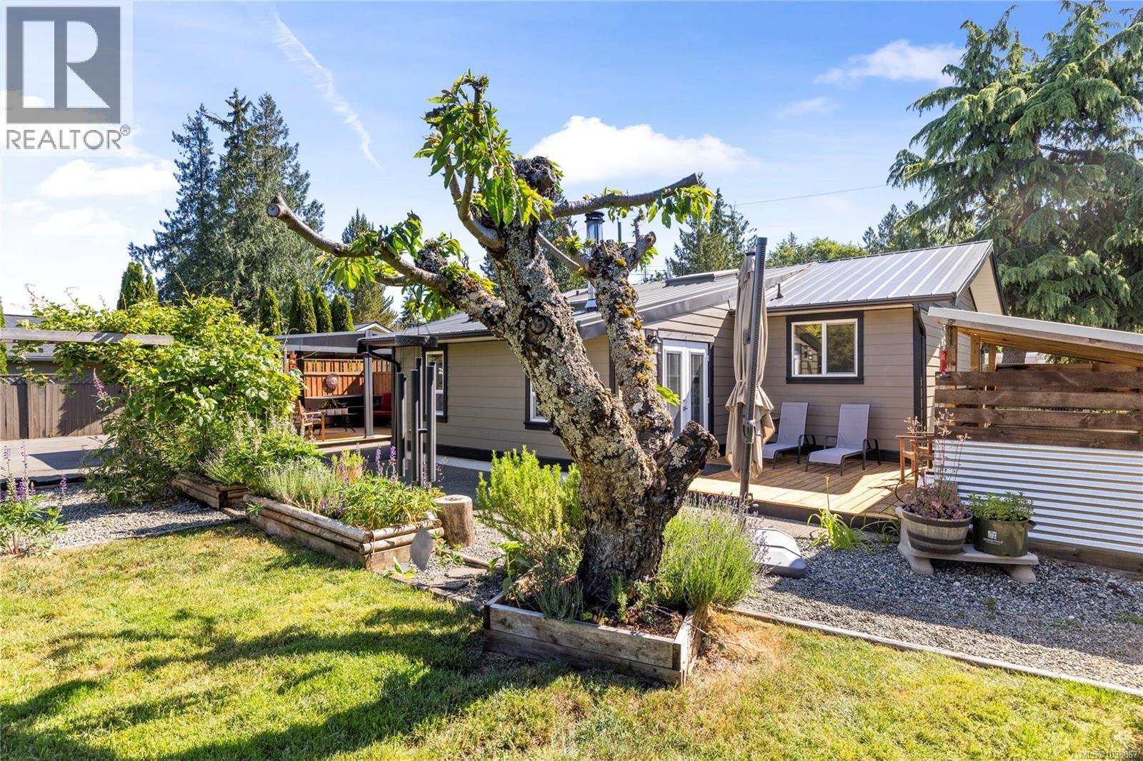 787 Barclay Cres - 44
