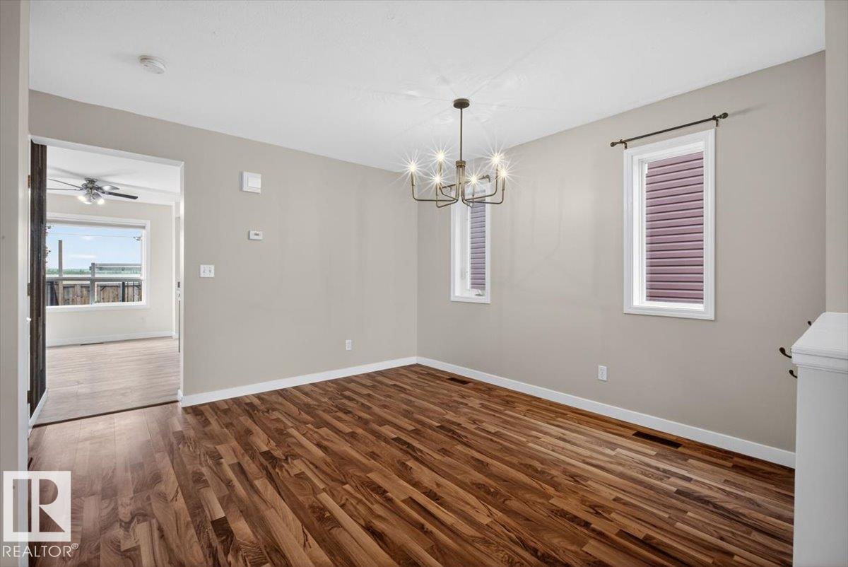 3716 53 ST — photo 8