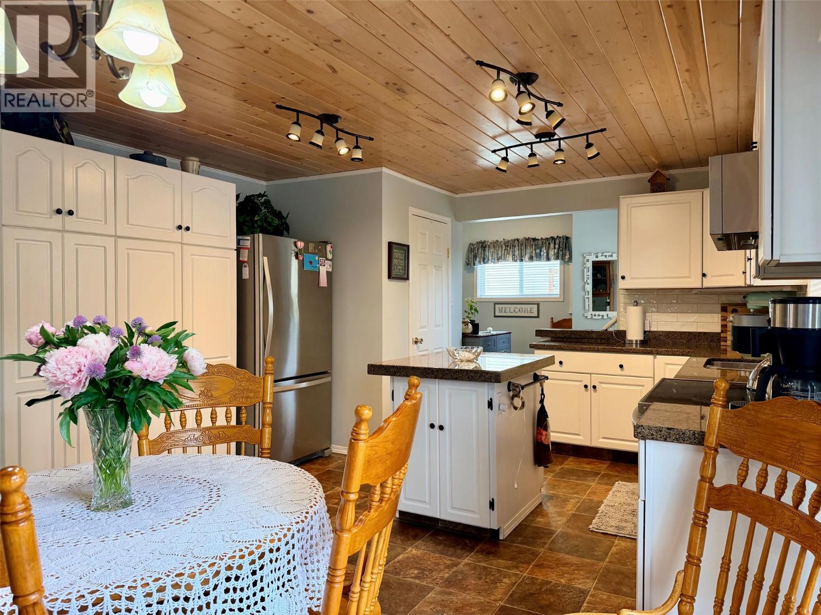 1105 Birch Street - 18