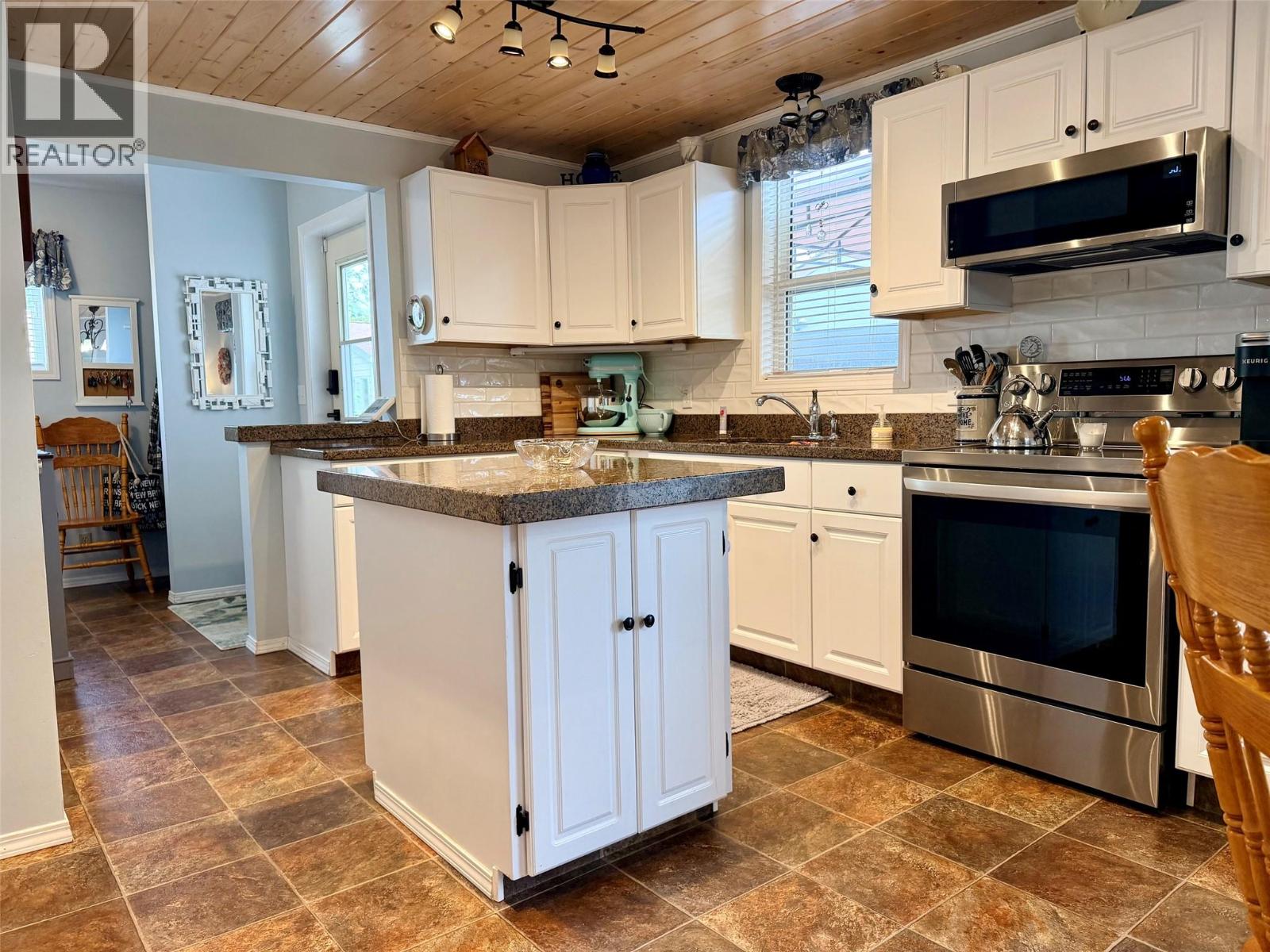 1105 Birch Street - 15