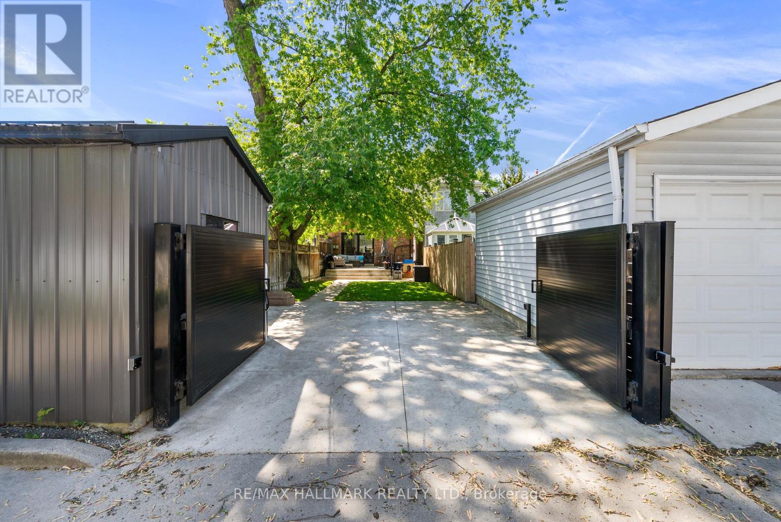 218 WOBURN AVENUE - 42