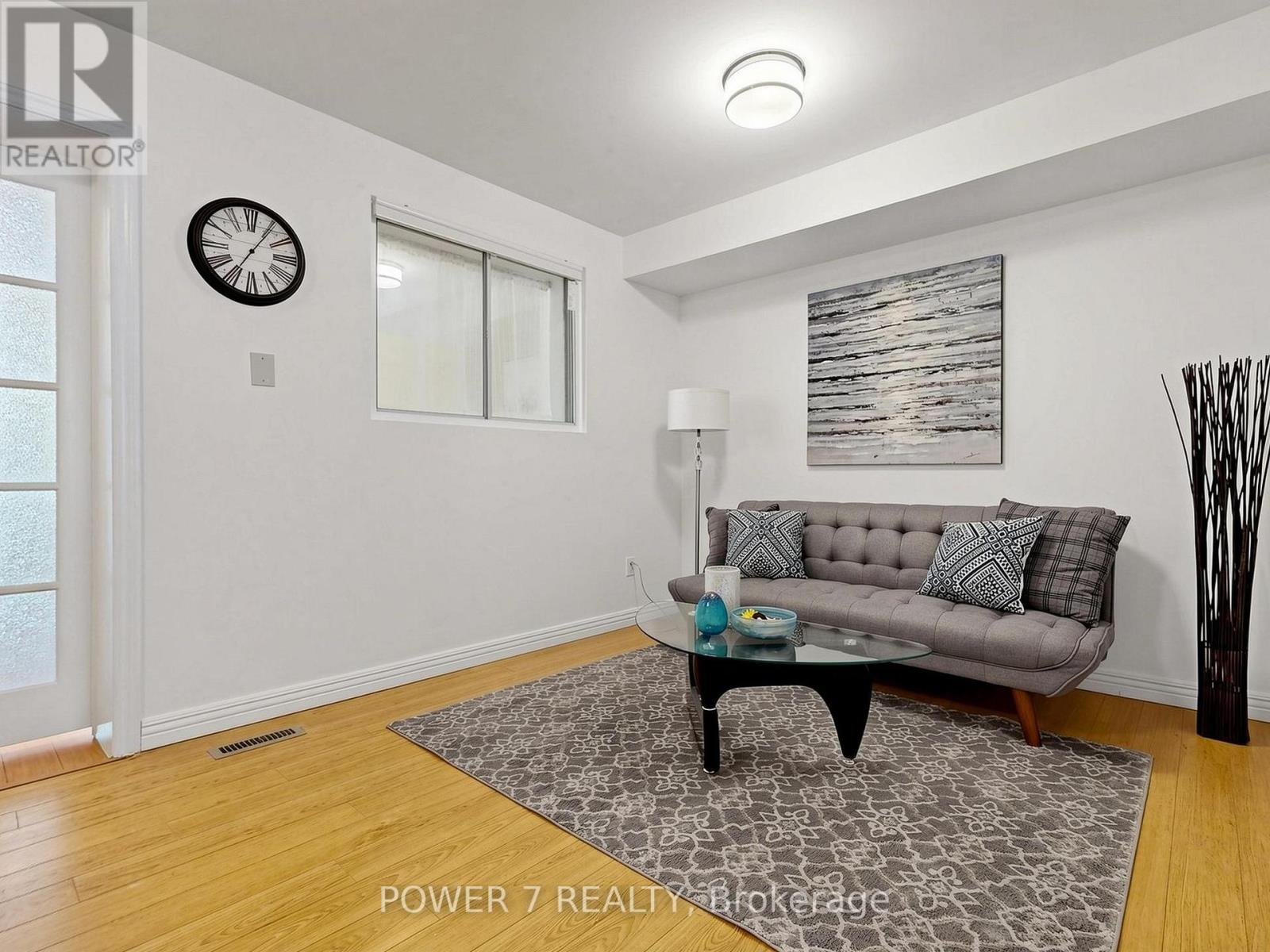 379 HOLLYBERRY TRAIL - 10