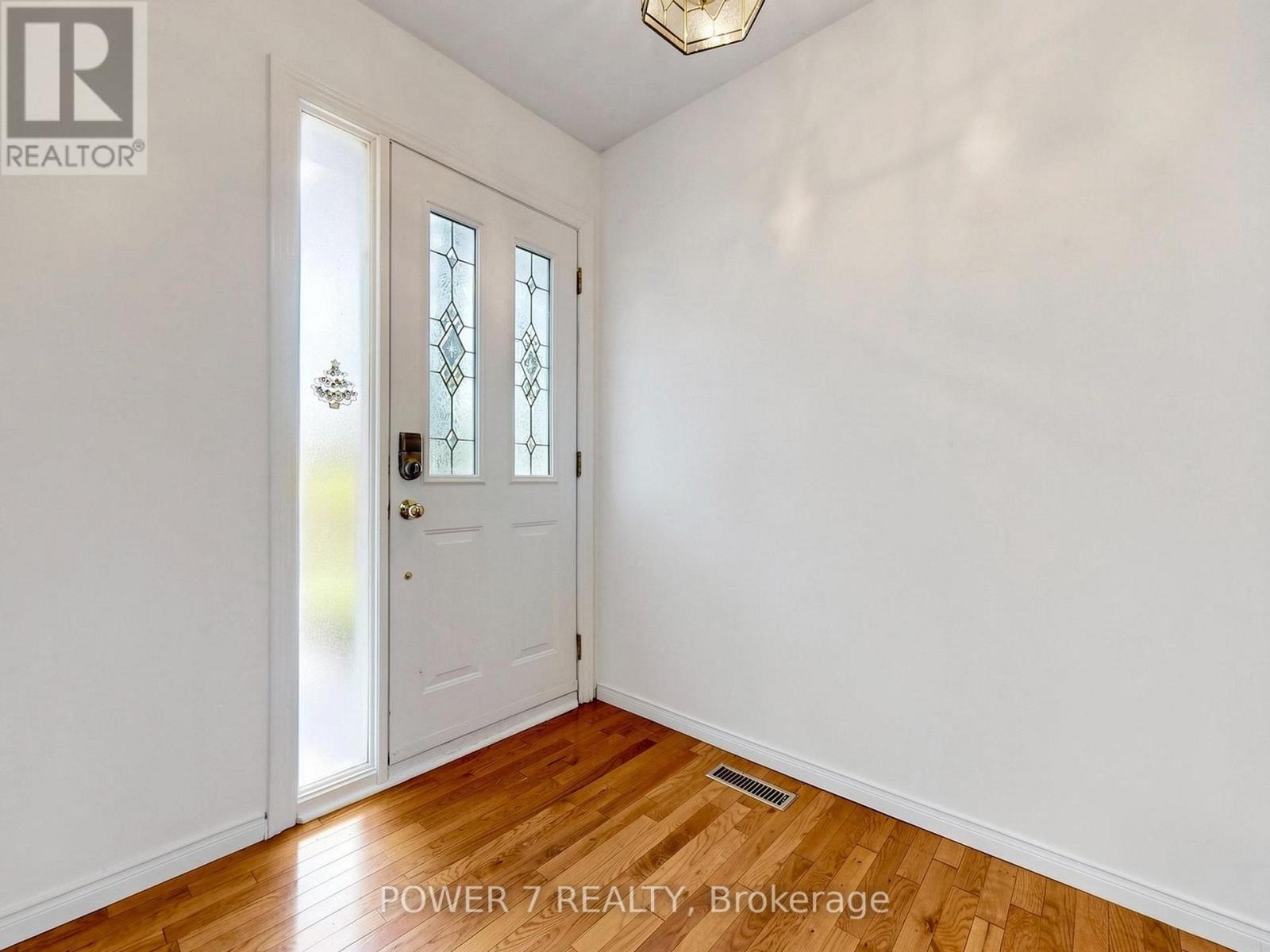 379 HOLLYBERRY TRAIL - 22