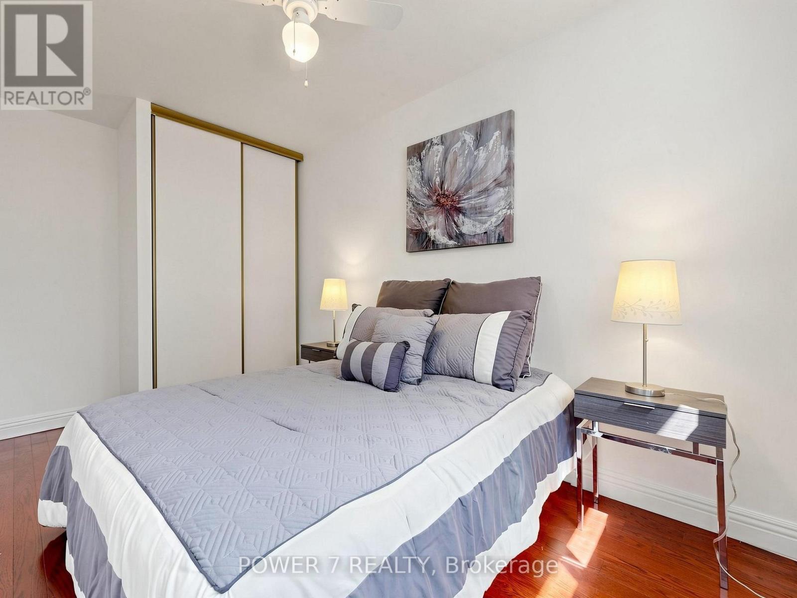 379 HOLLYBERRY TRAIL - 27