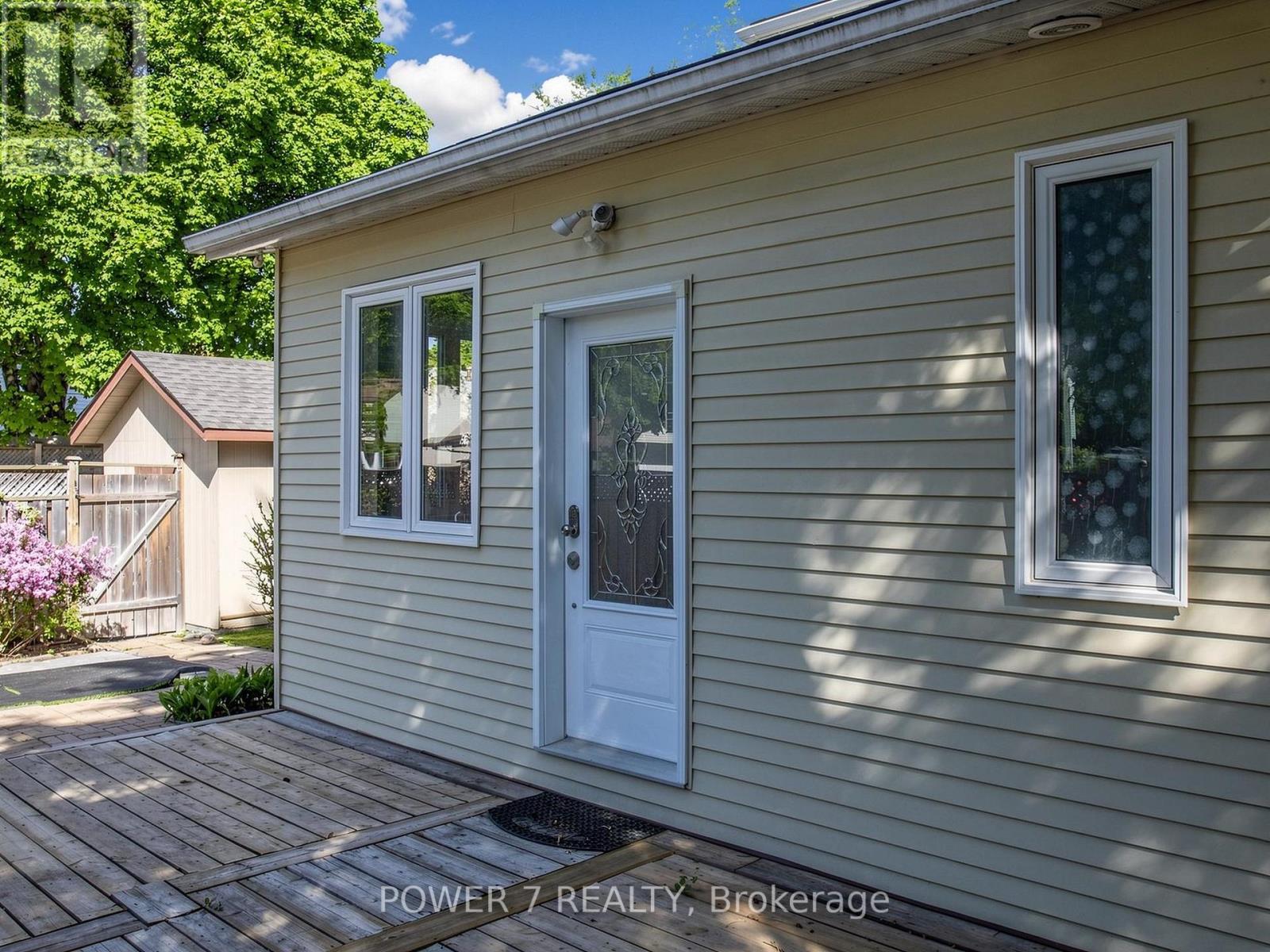 379 HOLLYBERRY TRAIL - 39