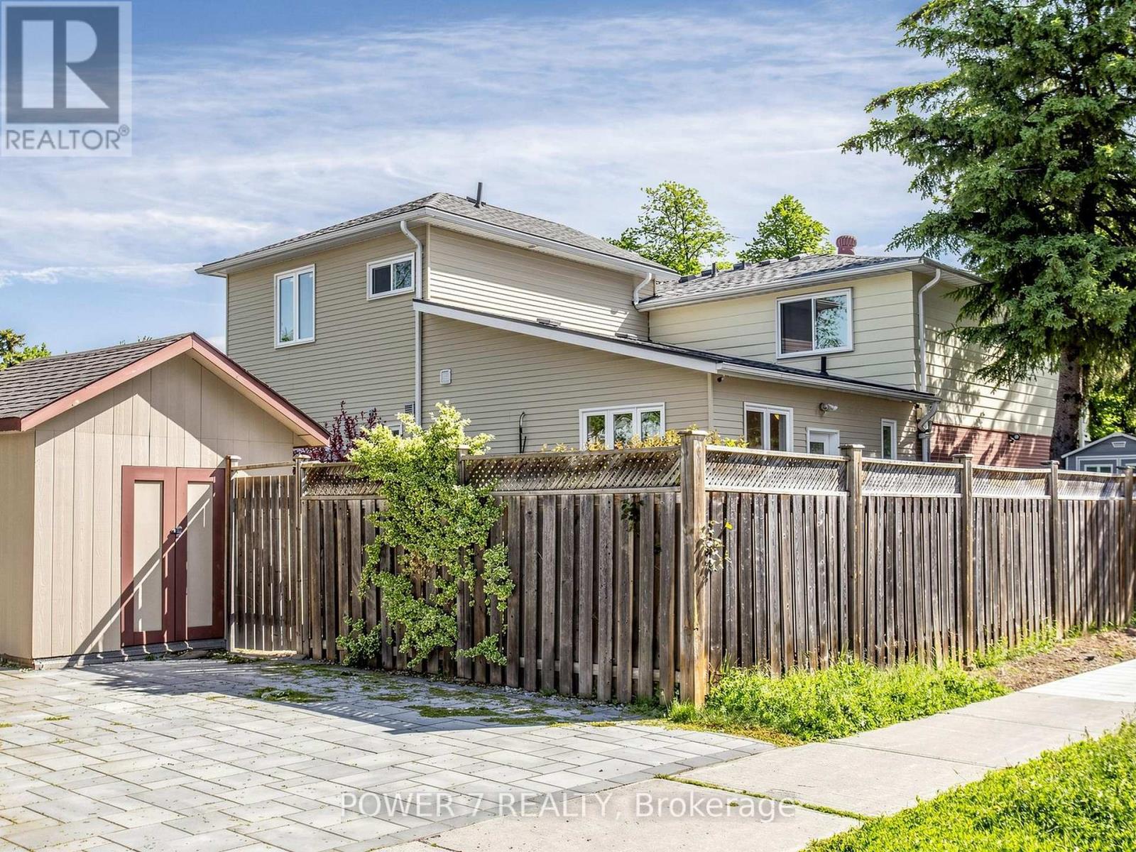 379 HOLLYBERRY TRAIL - 45
